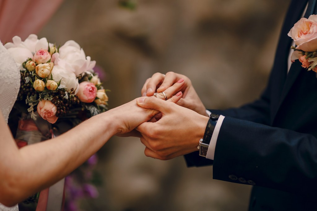 Votre mariage peut être raconté par un écrivain public